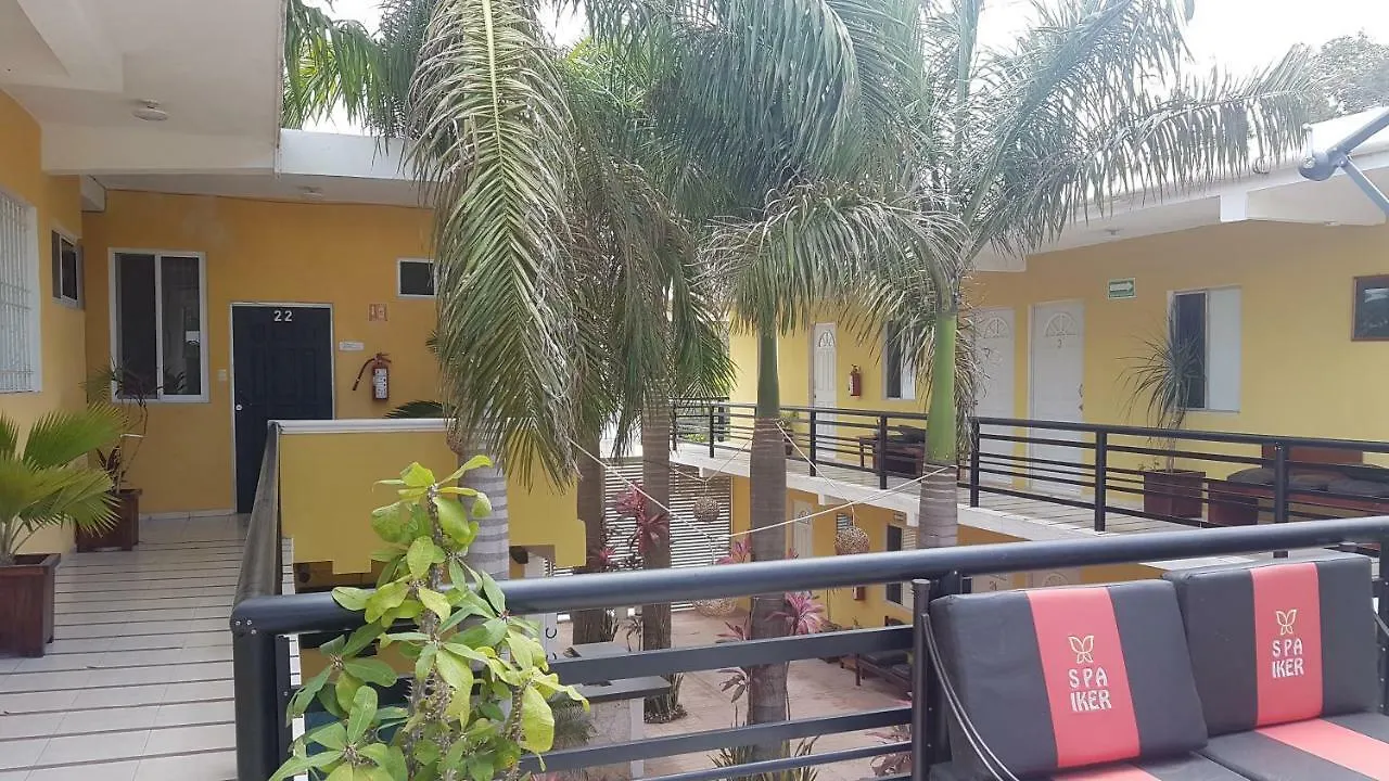 Hotel Iker Tulum 3*,